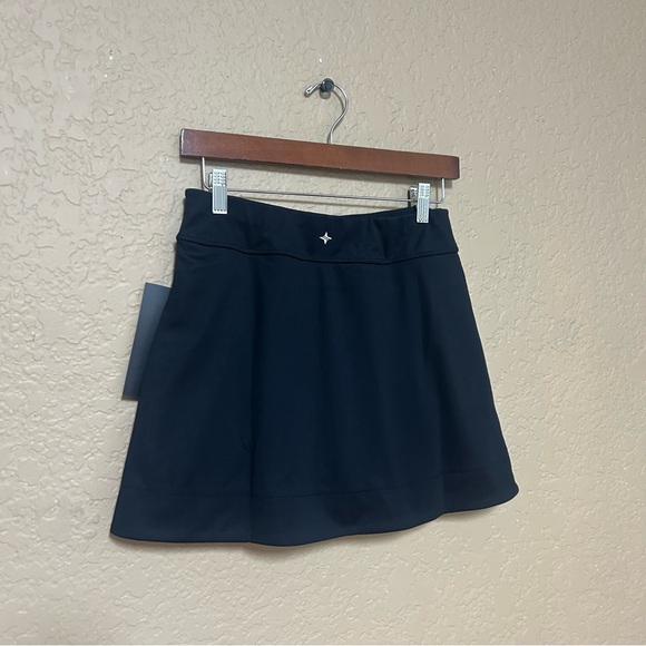 Tuckernuck black skirt with hoker shorts underneath size small brand new - Picture 8 of 10